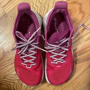 Altra Olympus 5 Sneaker